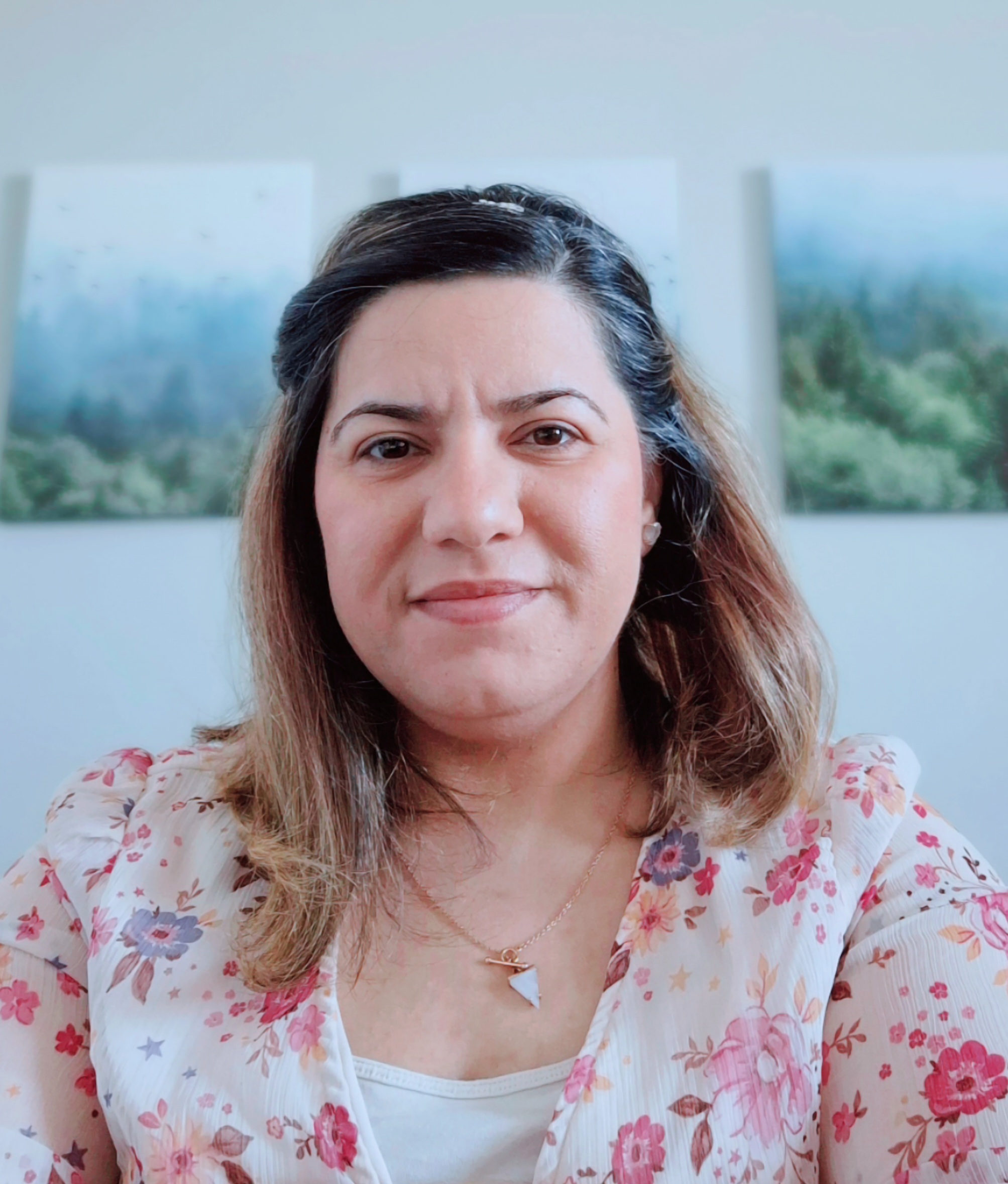 Image of Mrs. Alina Daniela Axîn