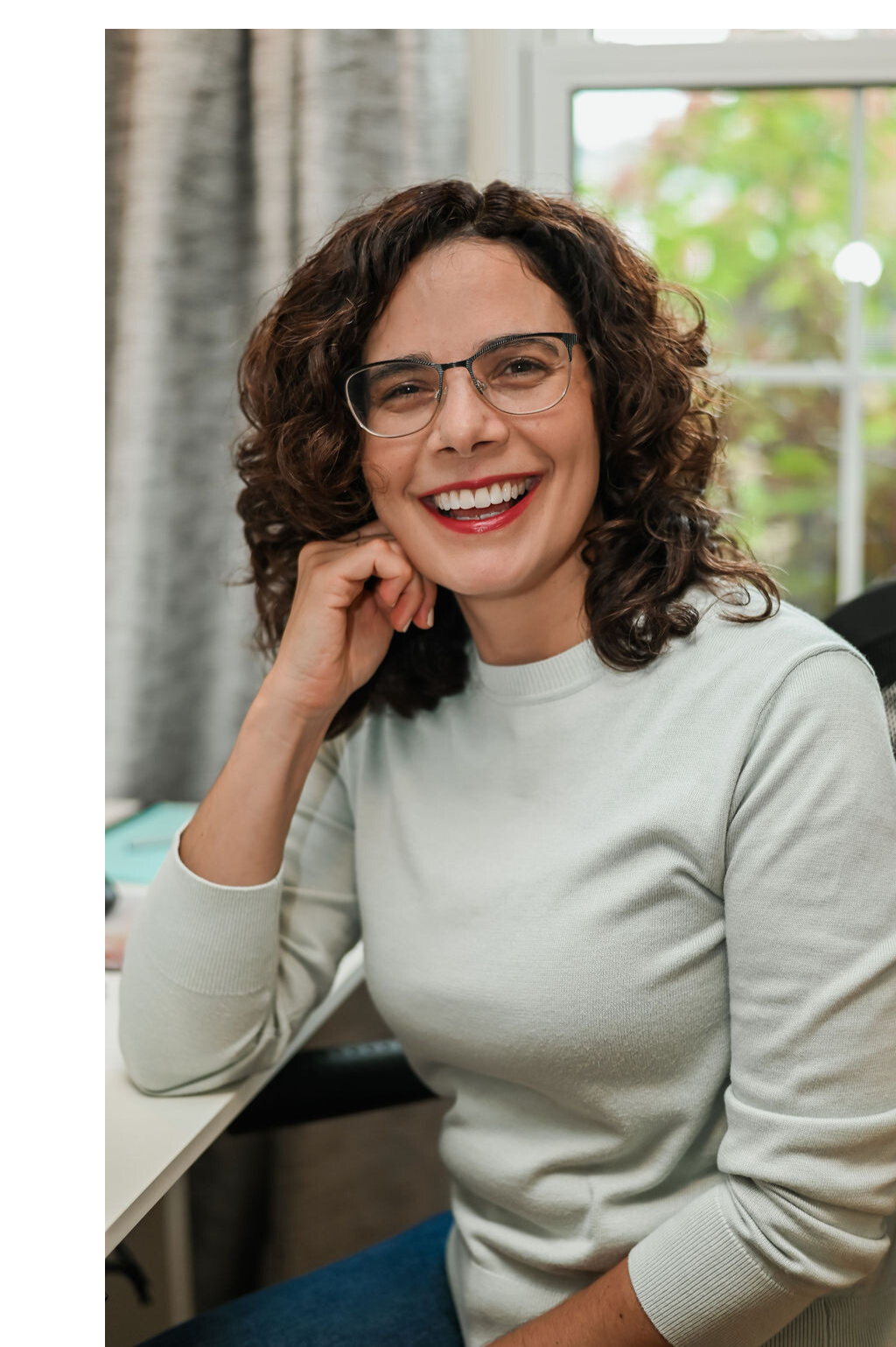 Image of Dr. Lisa Linardatos